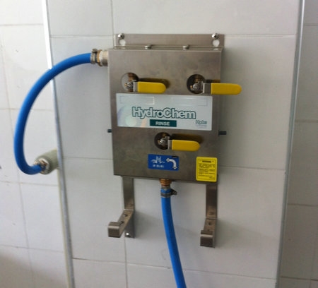 自動混合噴灑裝置（三合一）